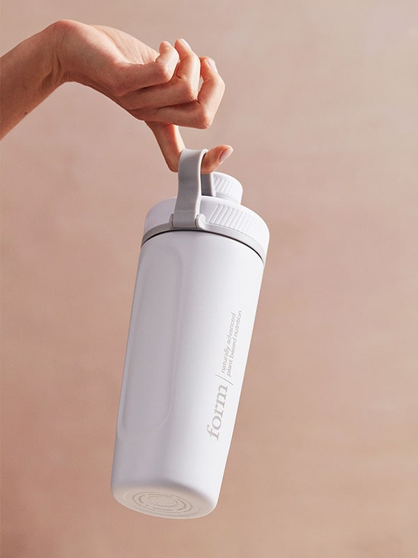 Pure Form Shaker Bottle with Blender Ball, 600mL
