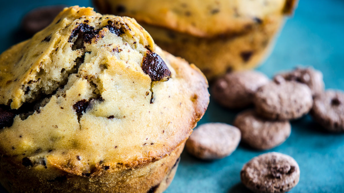 Here's How to Bake Your Way to Light and Fluffy Protein Muffins - Form - US