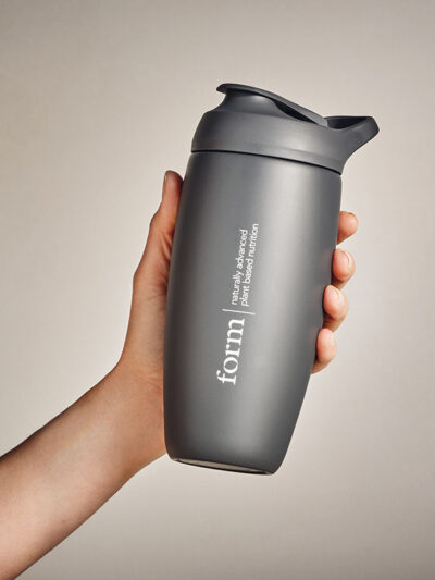 Form Insulated Shaker