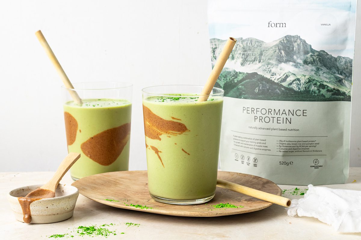 the-ultimate-smoothie-guide-2025