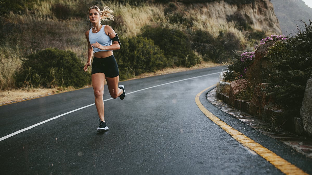 inForm-The-Secrets-to-Becoming-a-Speedier-Runner,-According-to-Ultra-Marathon-Pros-copy-image-1