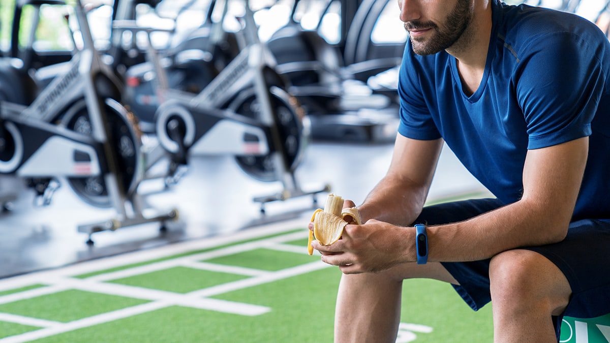 inForm-Ask-Dr-Adam--Does-It-Matter-What-You-Eat-Before-a-Workout---copy-image-1