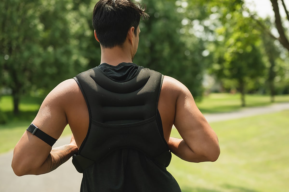inForm-Should-You-Be-Walking-in-a-Weighted-Vest--What-the-Science-Says