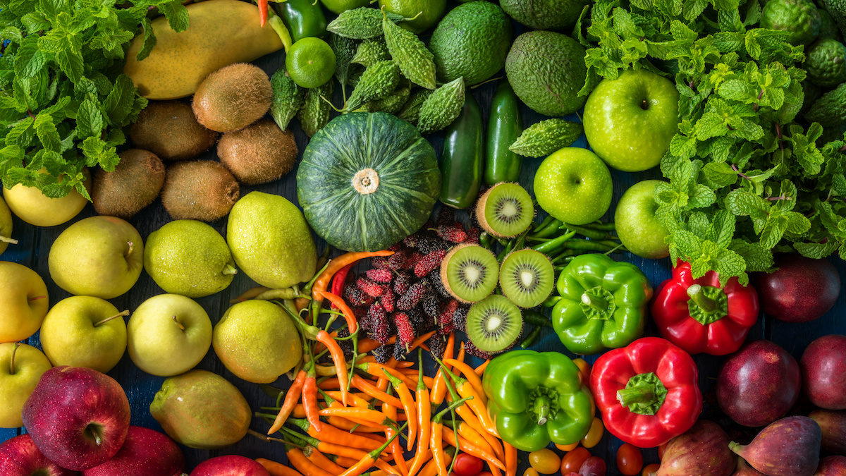can you overdose on vitamins vegetables and fruit