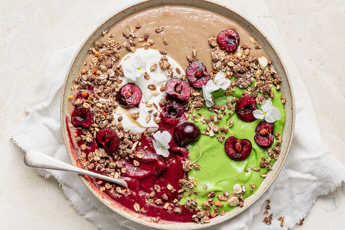 Form-Neapolitan-smoothie-bowl-site