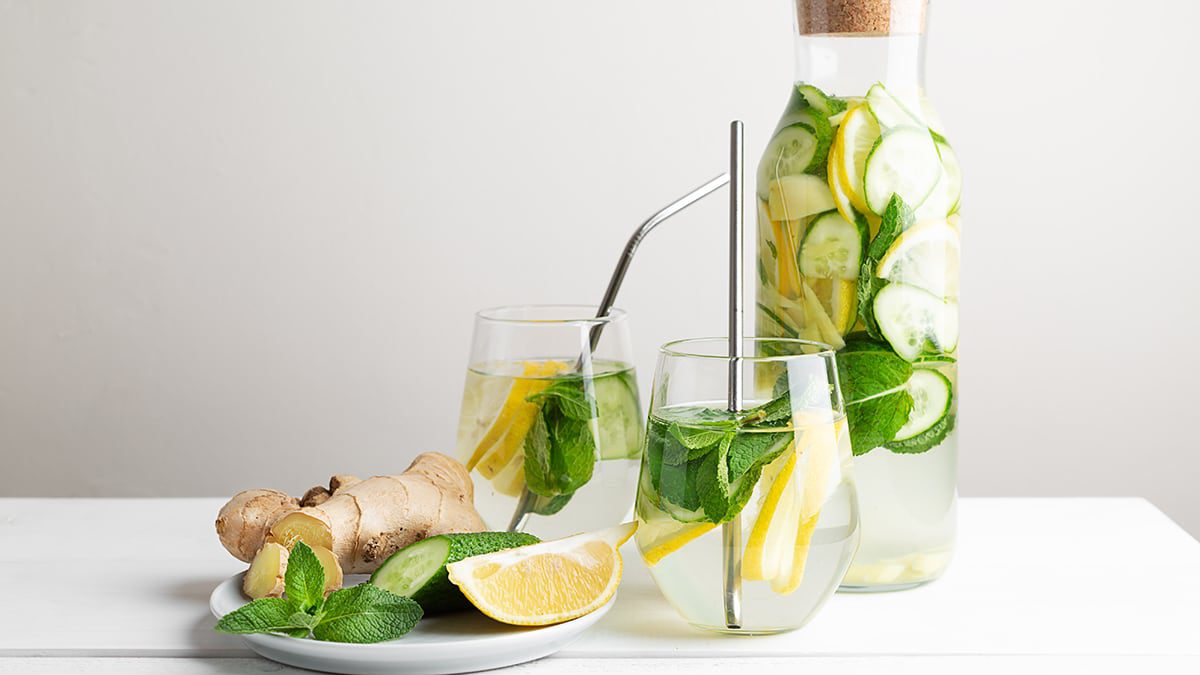 5-Easy-Ways-to-Increase-Your-Water-Intake-1