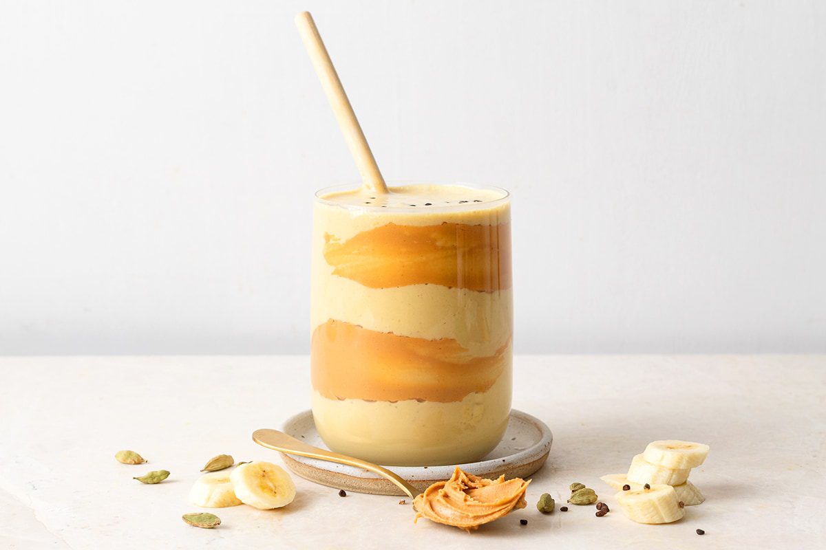 Form-Banana-Cardamon-smoothie