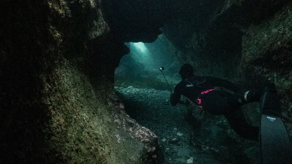 Fuelled-by-Form--Freediver-Jaie-Petty-on-Making-the-Ocean-His-Playground-copy-image-1